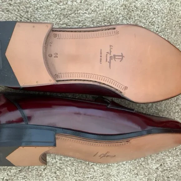 Salvatore Ferragamo Norway Bordeaux Calf Men display picture 3